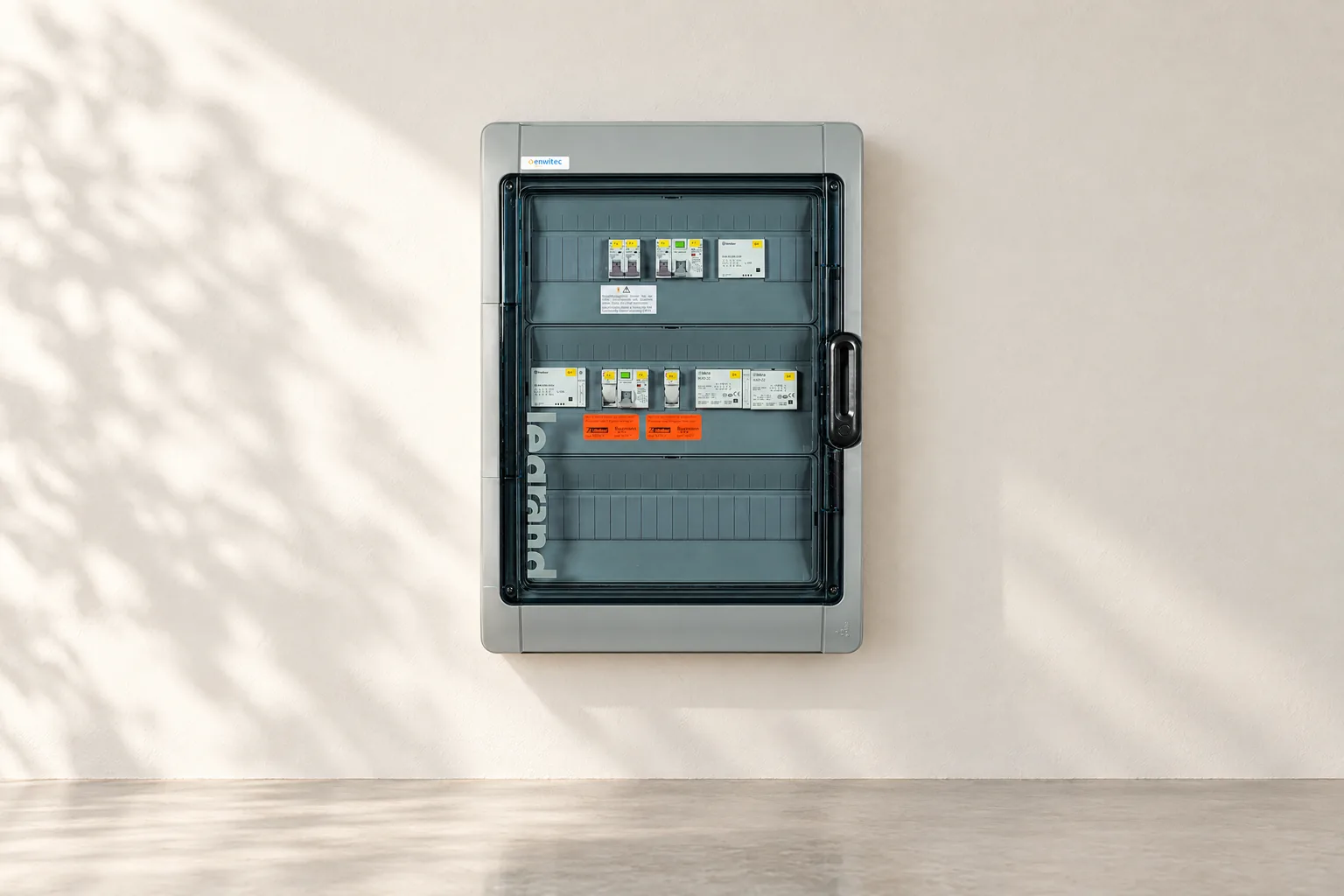 SolarX – enwitec Umschaltbox für die Ersatzstromversorgung einer Photovoltaikanlage Notstrom für Ihre Photovoltaikanlage