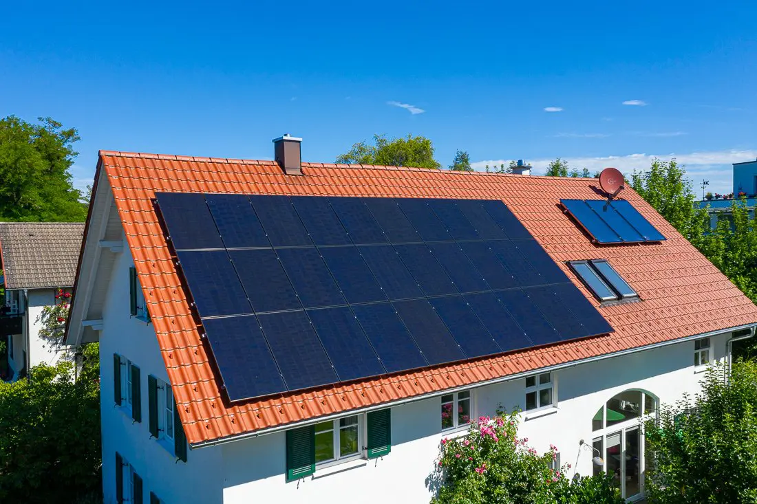 Unterschied Solar und Photovoltaik - Technische Details und Anwendungsbereiche